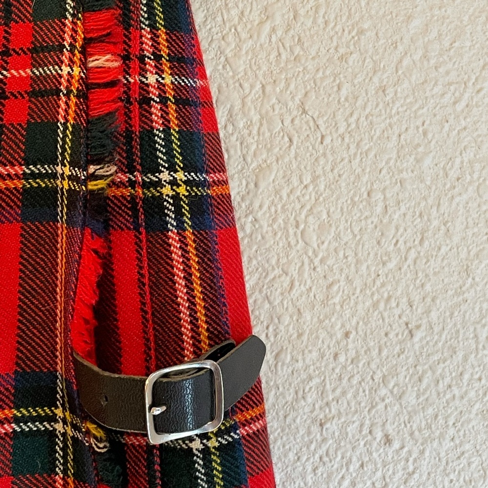 Classic Red Tartan Wrap Skirt - Women's Plaid Skirt - Picture 2 of 7